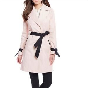 Antonio Melani Women's Soft Pink Trench Coat Size M Lined Trend  Feminine Ballet